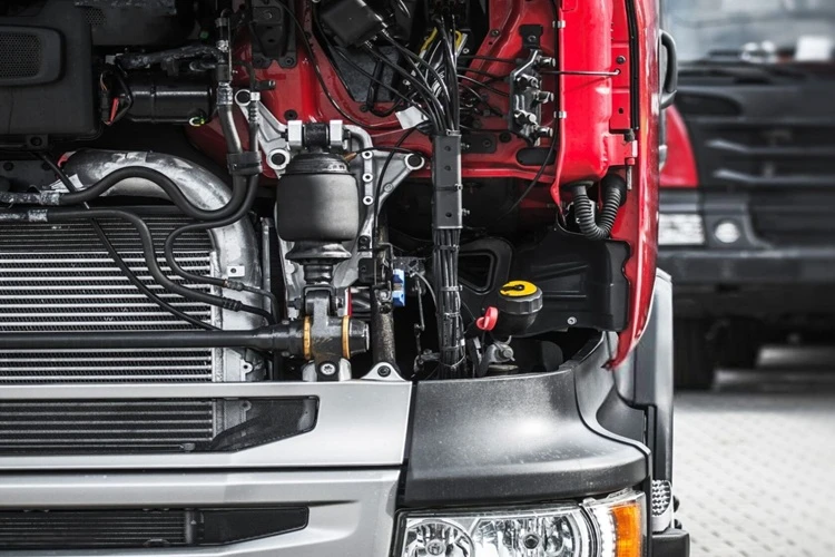 Tır Kamyon Bakımı